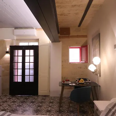 Luciano Central Suites