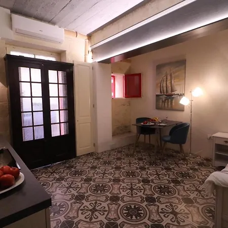 Luciano Central Suites * 발레타